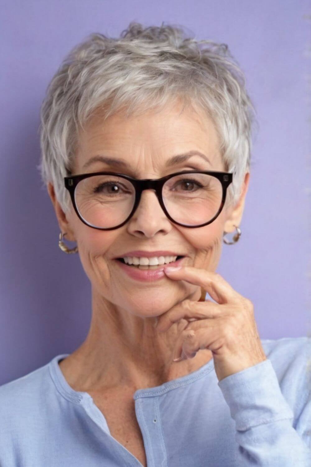 Best Pixie for Women with Glasses 11